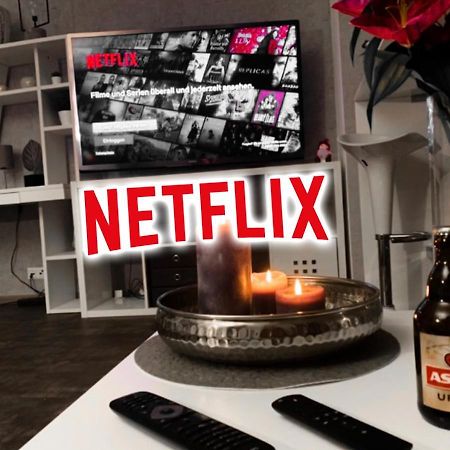W1 - Kontaktloser 24H Check In, W-Lan, Netflix, Parkplatz, Kueche, Boxspring-Bett Бюккебург Экстерьер фото