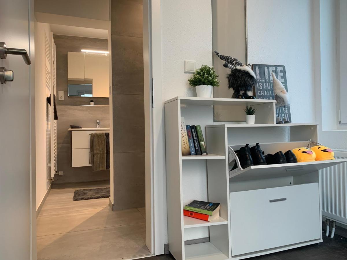 W1 - Kontaktloser 24H Check In, W-Lan, Netflix, Parkplatz, Kueche, Boxspring-Bett Бюккебург Экстерьер фото