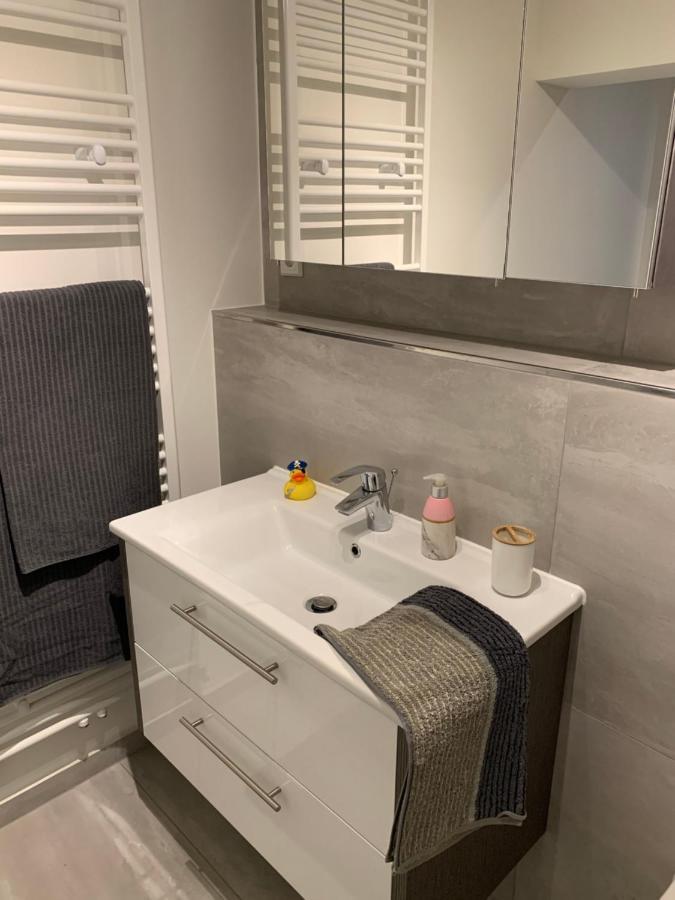W1 - Kontaktloser 24H Check In, W-Lan, Netflix, Parkplatz, Kueche, Boxspring-Bett Бюккебург Экстерьер фото